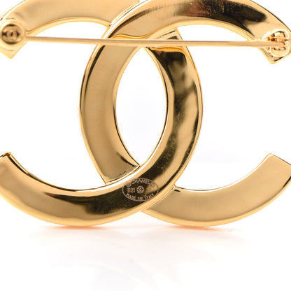 Chanel Metal Paris Button CC Large Brooch Gold 4 of 4