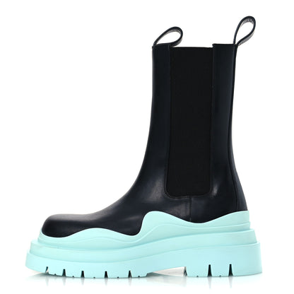 Bottega Veneta Calfskin Womens The Tire Chelsea Boots 39 Black Flannel 1 of 14