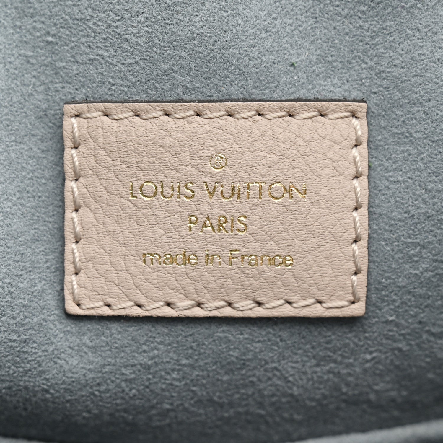 Louis Vuitton Calfskin Lockme Bucket MM Greige 6 of 11