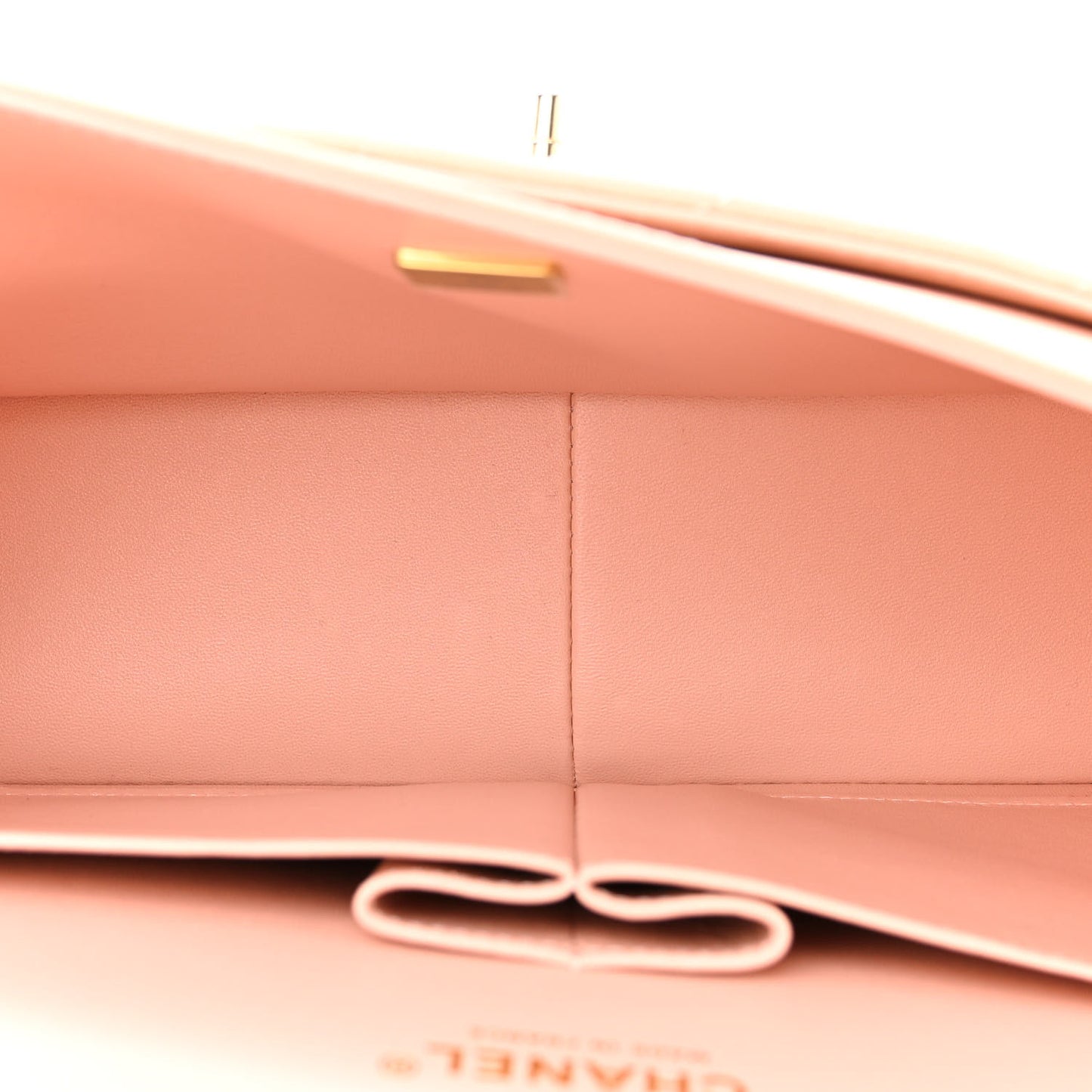 Caviar Quilted Jumbo Double Flap Light Pink