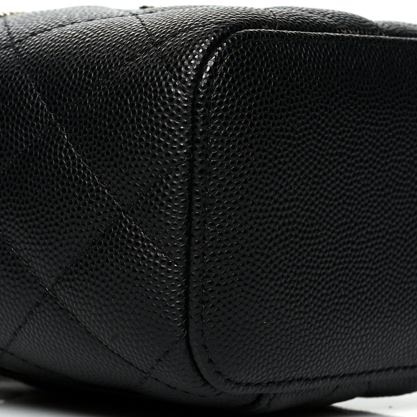 Caviar Quilted Mini Vanity Case With Chain Black