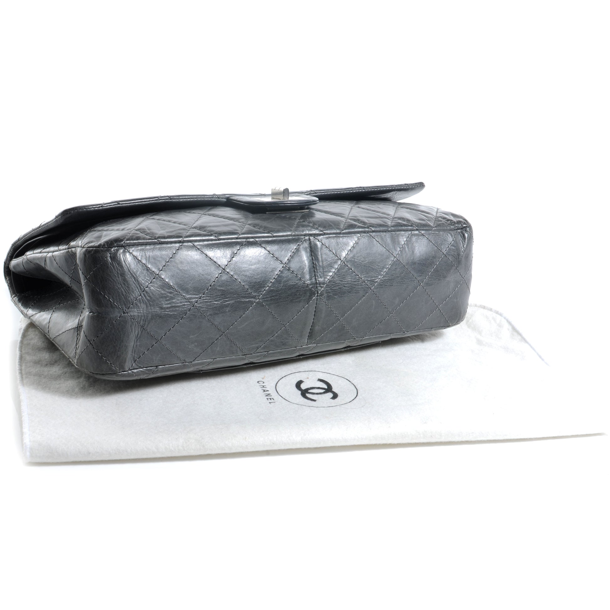 Chanel Aged Calfskin 2.55 Reissue 228 Flap Grey 4 of 8
