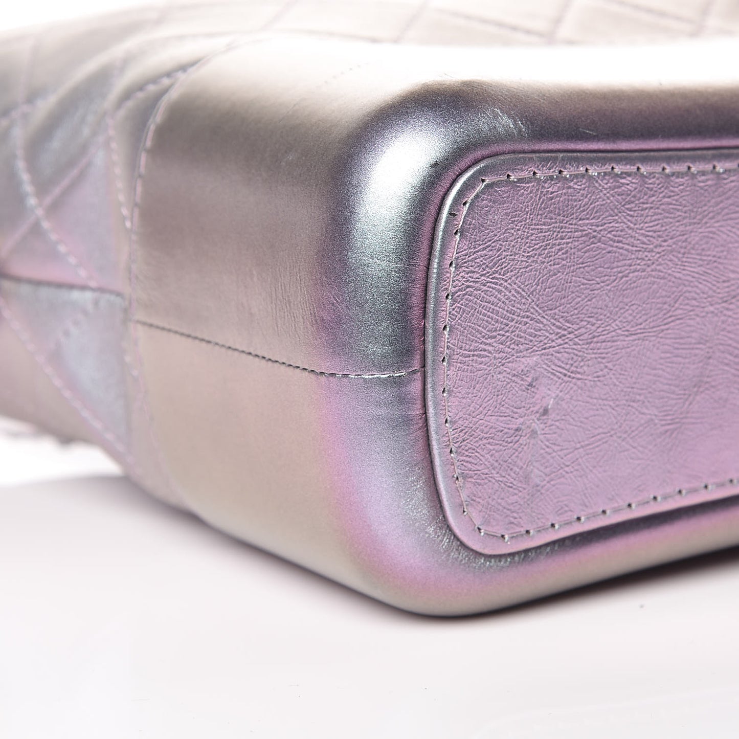Iridescent Lambskin Calfskin Quilted Medium Gabrielle Hobo Light Purple