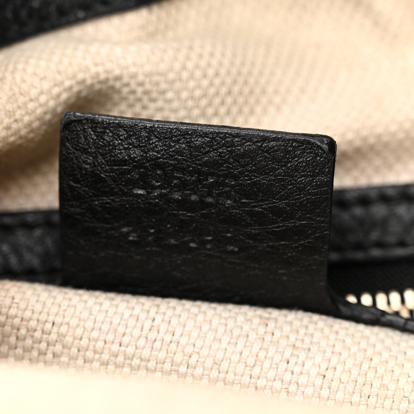 Pebbled Calfskin Medium Soho Hobo Black