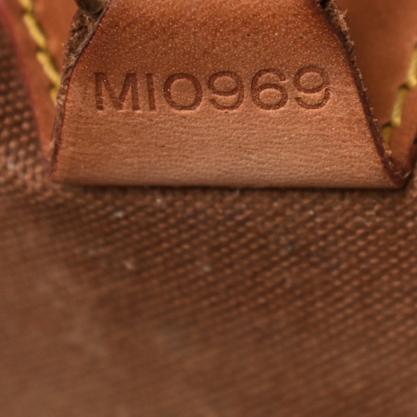 Monogram Ellipse PM