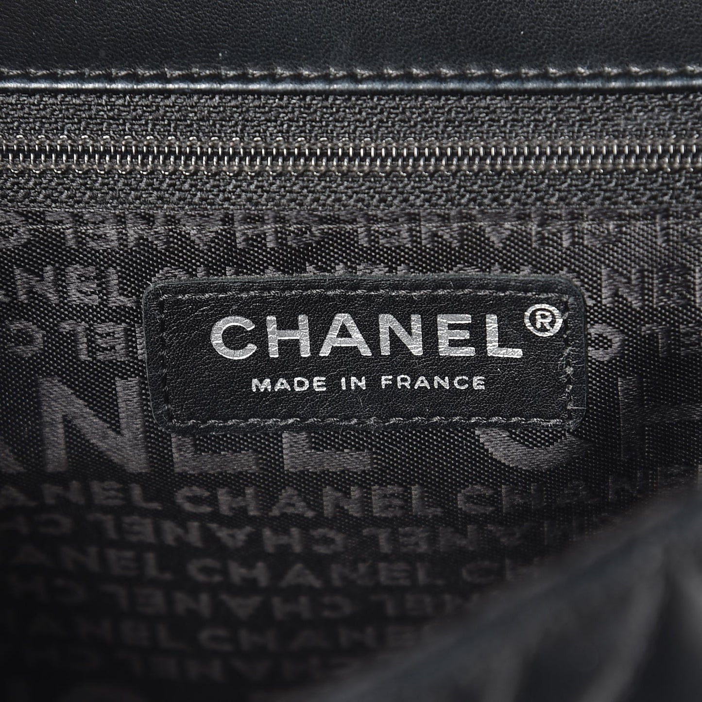 Lambskin Lady Graphic Flap Black