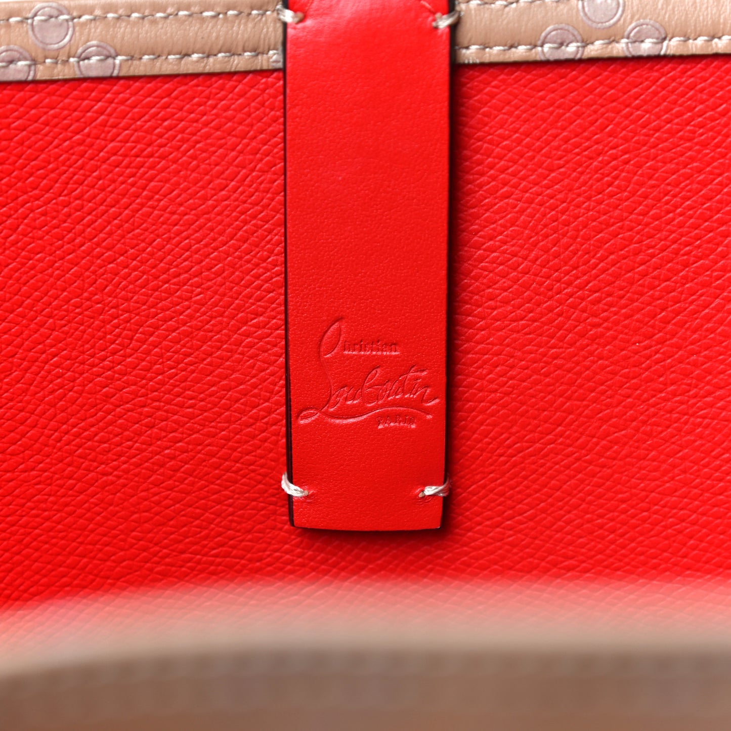 Calfskin Patent Degrade Loubinthesky East West Cabata Tote Nude