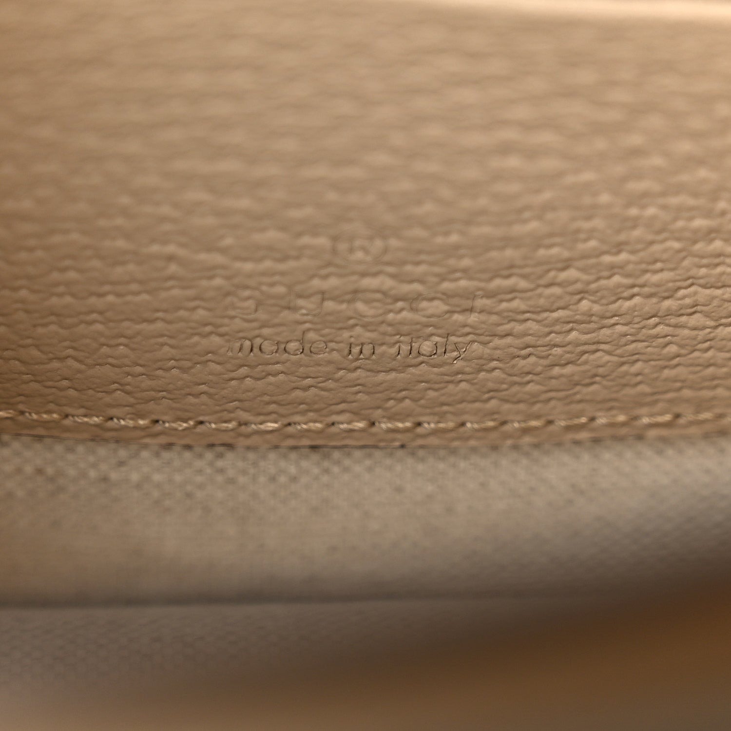 Gucci GG Supreme Monogram Textured Dollar Calfskin Mini Retro Interlocking G Flap Shoulder Bag Beige Mystic White Oatmeal 6 of 10