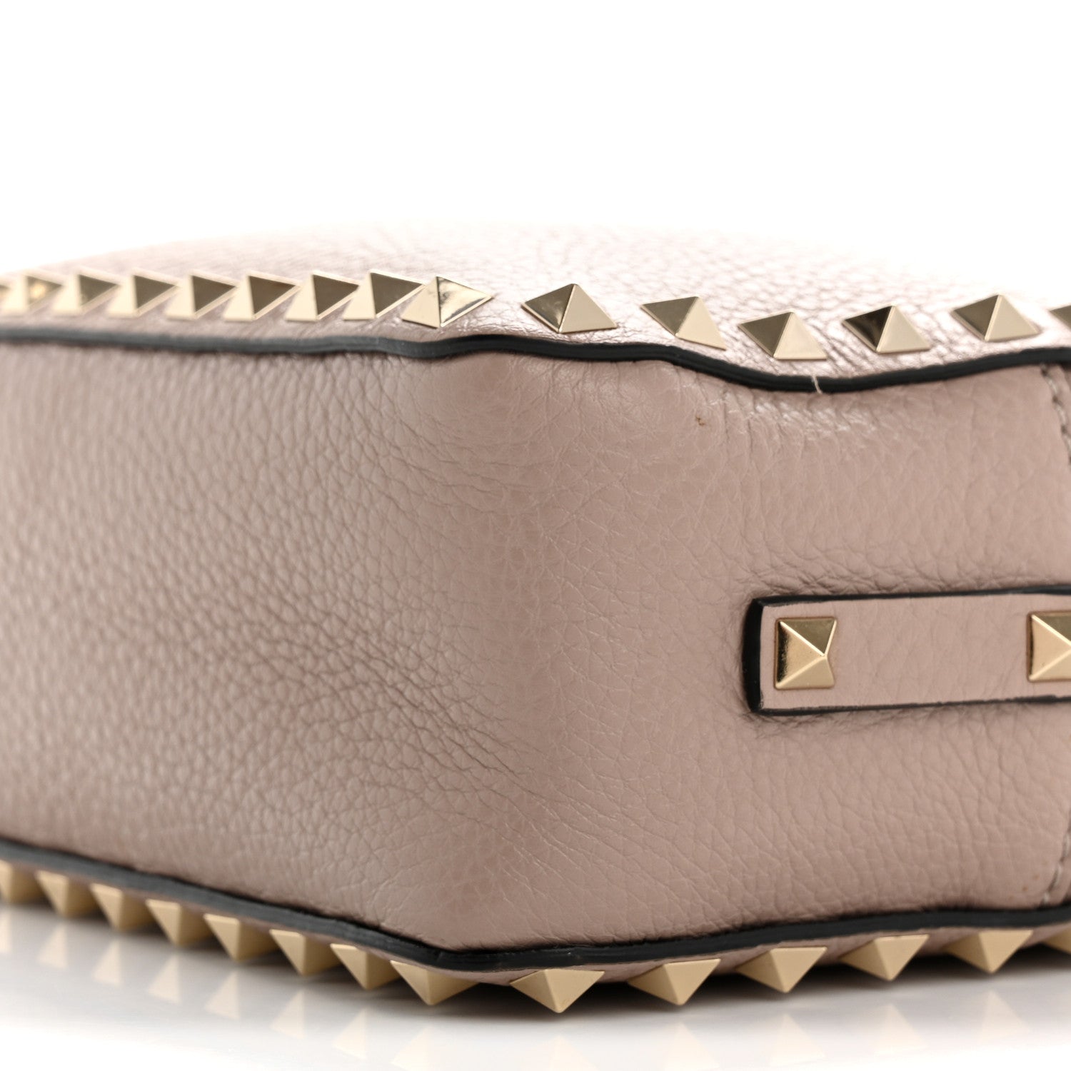 Valentino Garavani Pebbled Calfskin Rockstud Camera Crossbody Bag Poudre 9 of 12
