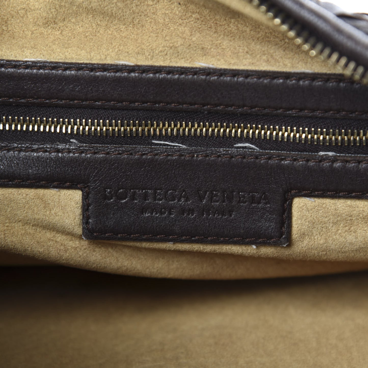 Nappa Intrecciato Medium Veneta Hobo Ebano