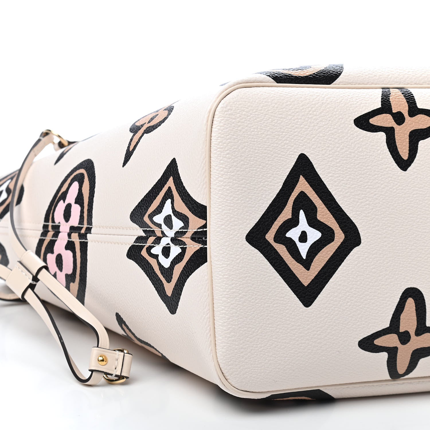 Louis Vuitton Monogram Giant Wild At Heart Neverfull MM Creme 7 of 9
