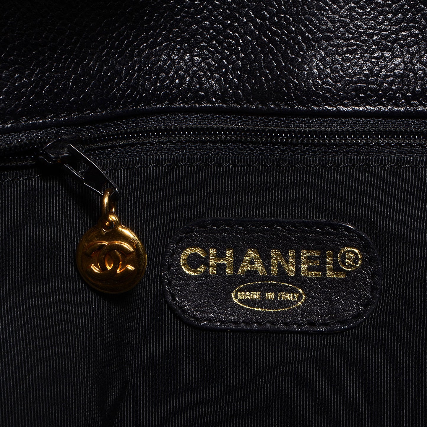Caviar Large CC Shoulder Bag Black