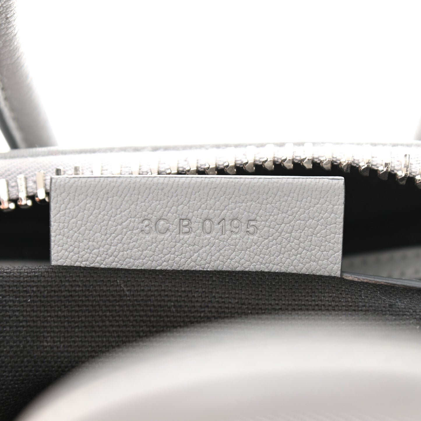 Sugar Goatskin Mini Antigona Pearl Grey