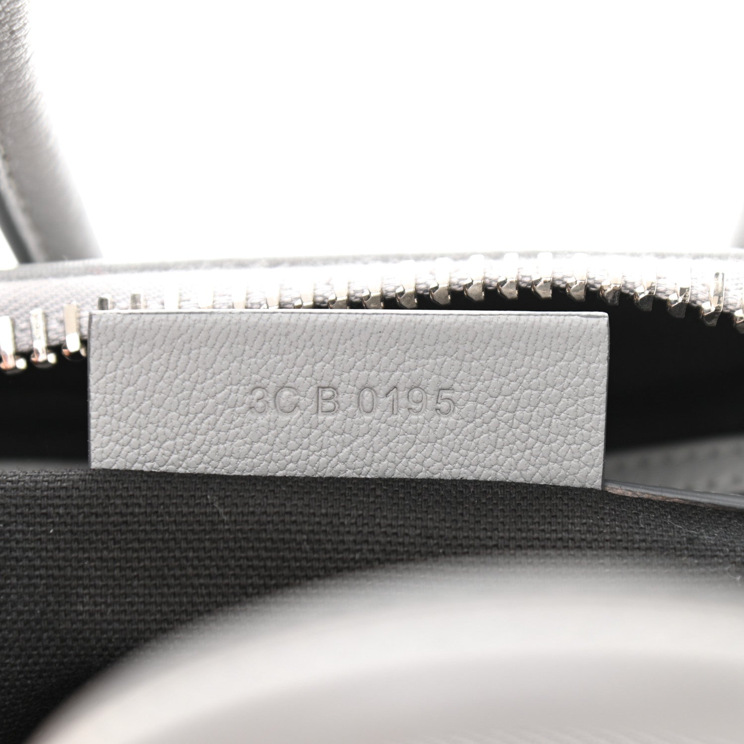 Givenchy Sugar Goatskin Mini Antigona Pearl Grey 8 of 12
