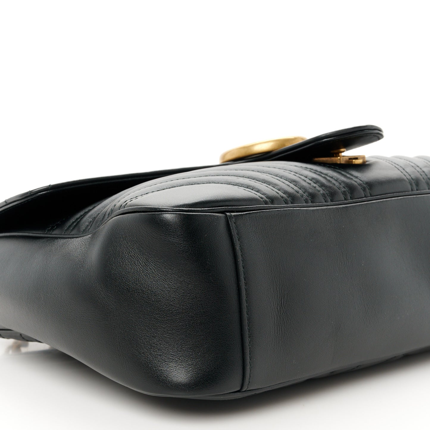 Calfskin Matelasse Large GG Marmont Shoulder Bag Black