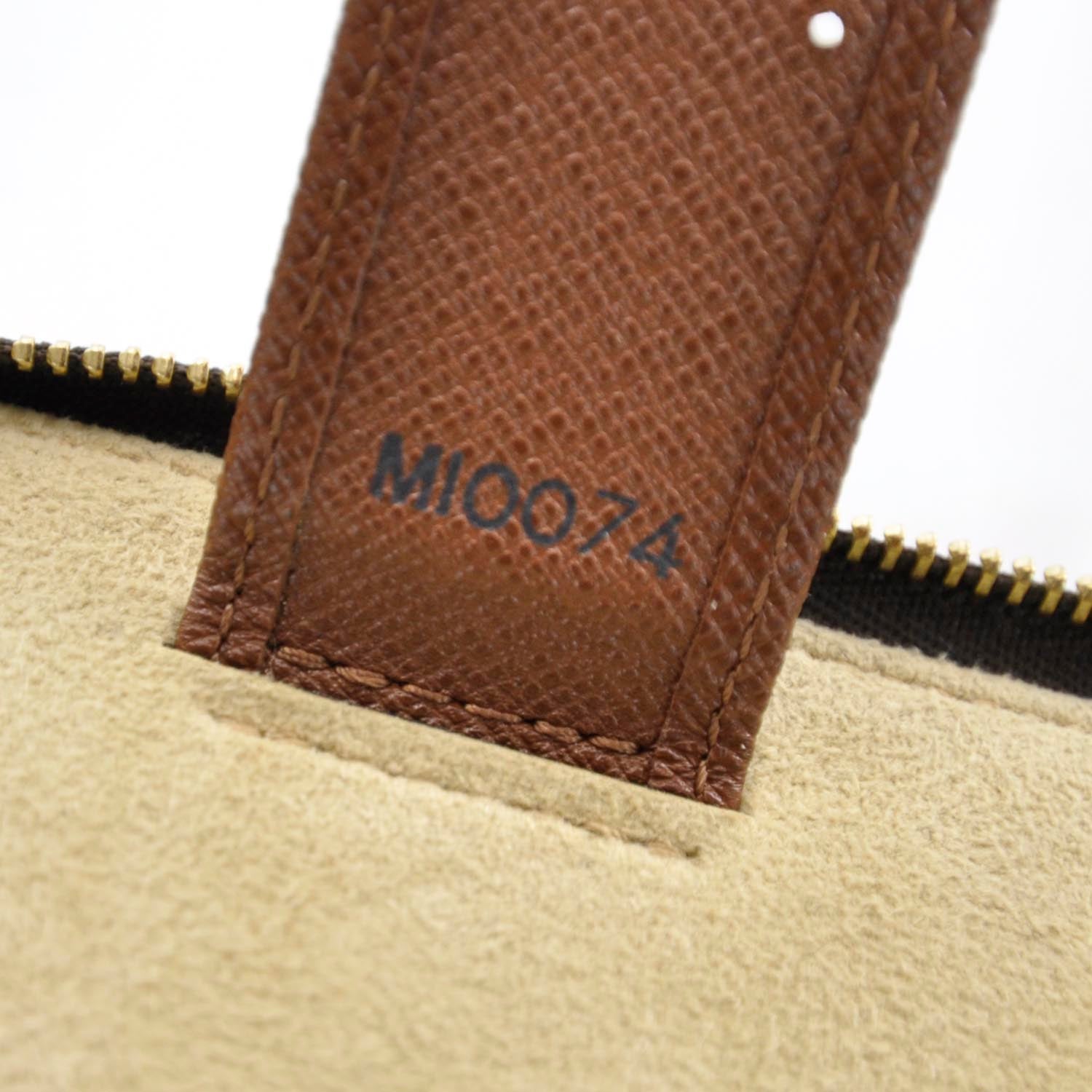 Louis Vuitton Monogram Monte Carlo Jewelry Case 8 of 8