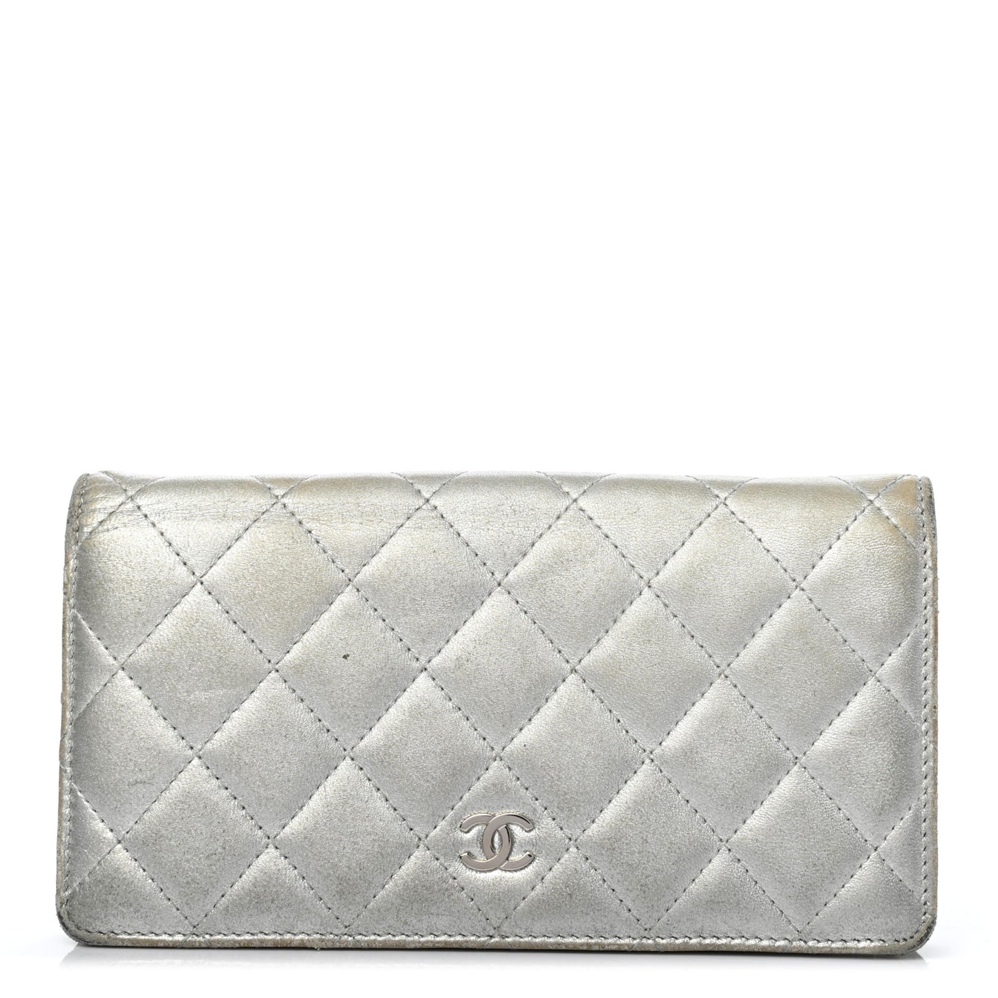 Metallic Lambskin Quilted Yen Wallet Silver