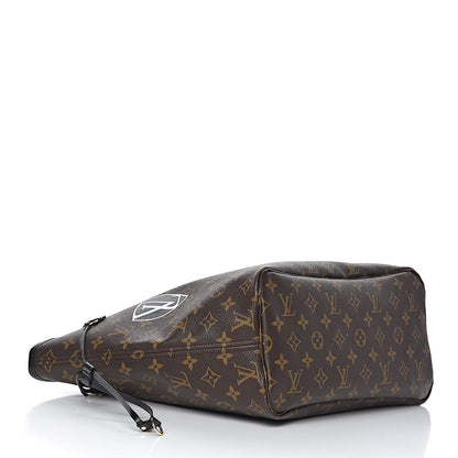 Louis Vuitton Monogram World Tour Neverfull MM 3 of 9
