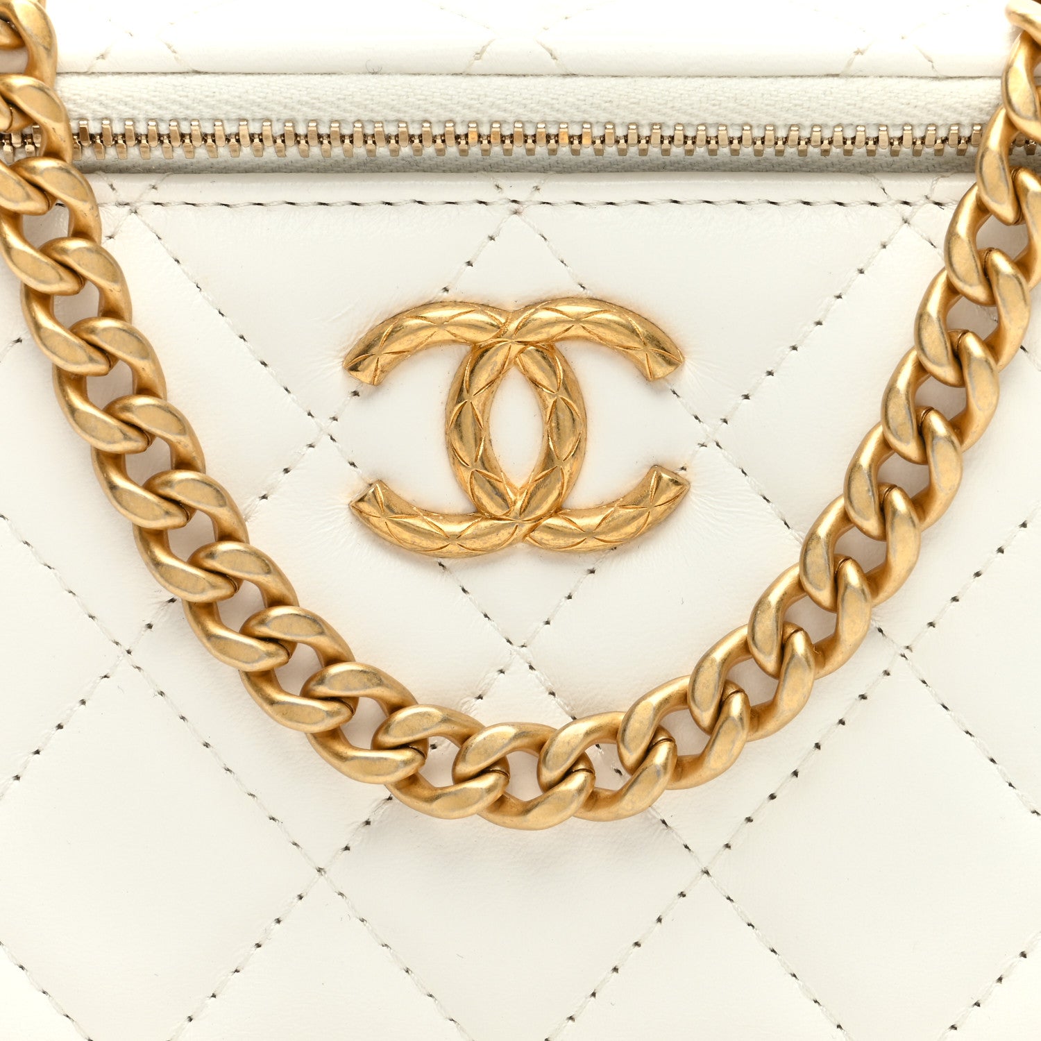 Chanel Lambskin Quilted Small Pillow Crush Vanity Case With Chain White 9 of 11