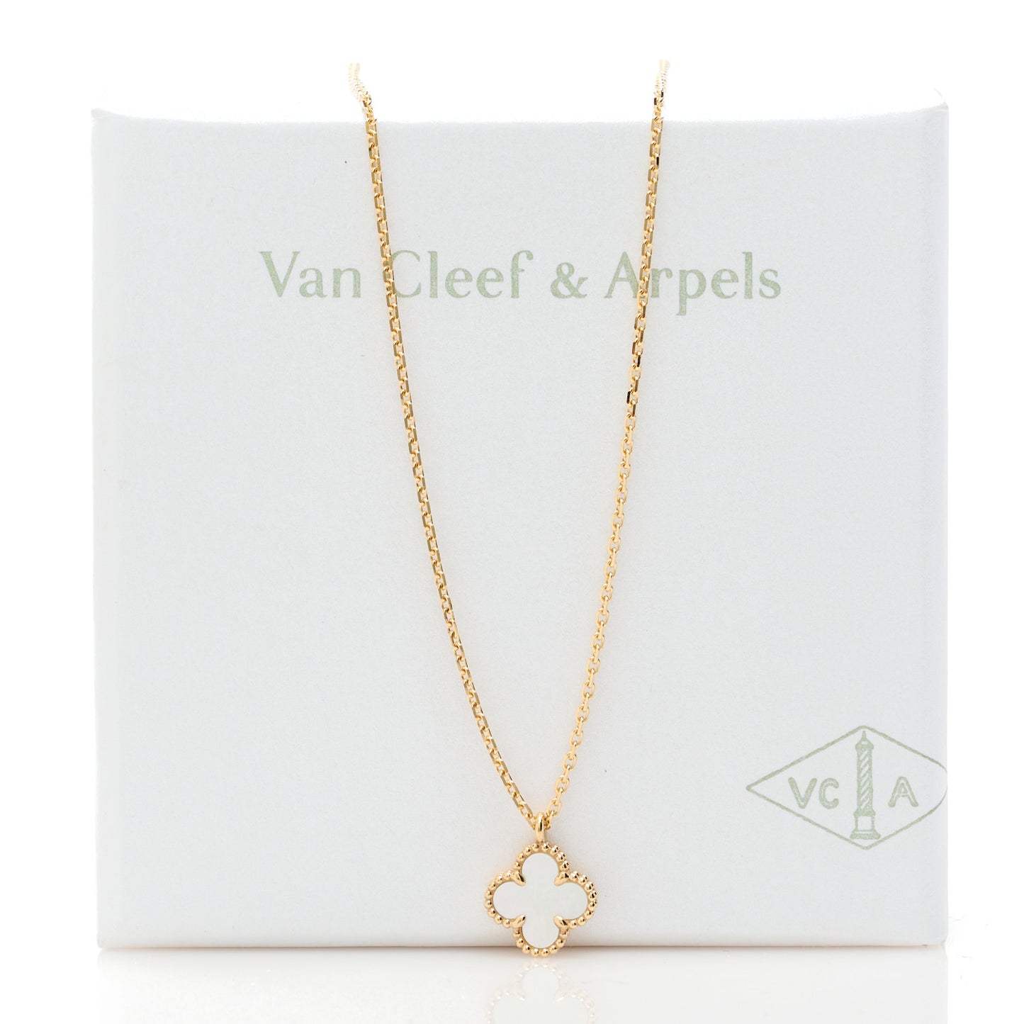 18K Yellow Gold Mother of Pearl Sweet Alhambra Pendant Necklace