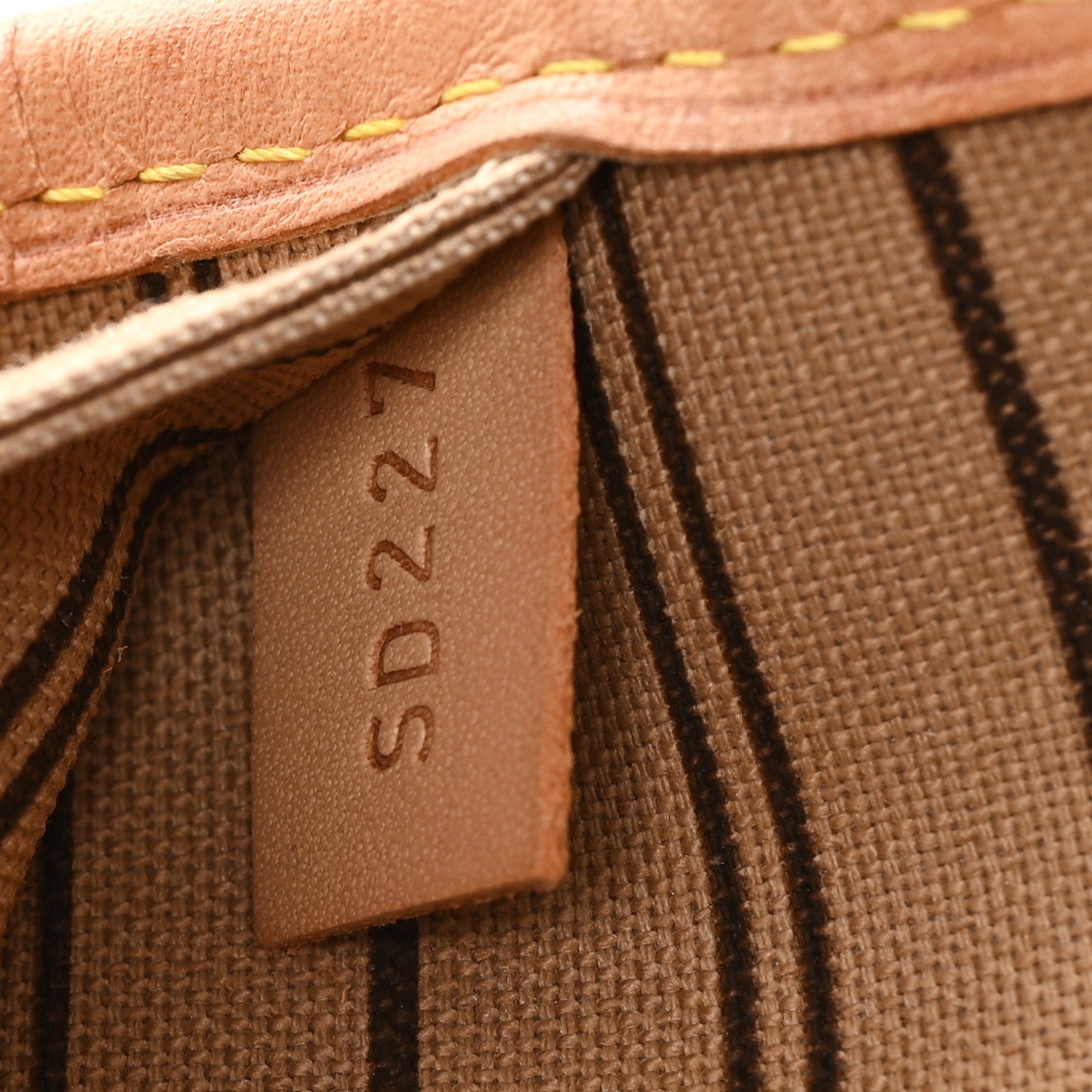 Louis Vuitton Monogram Neo Neverfull MM 9 of 15