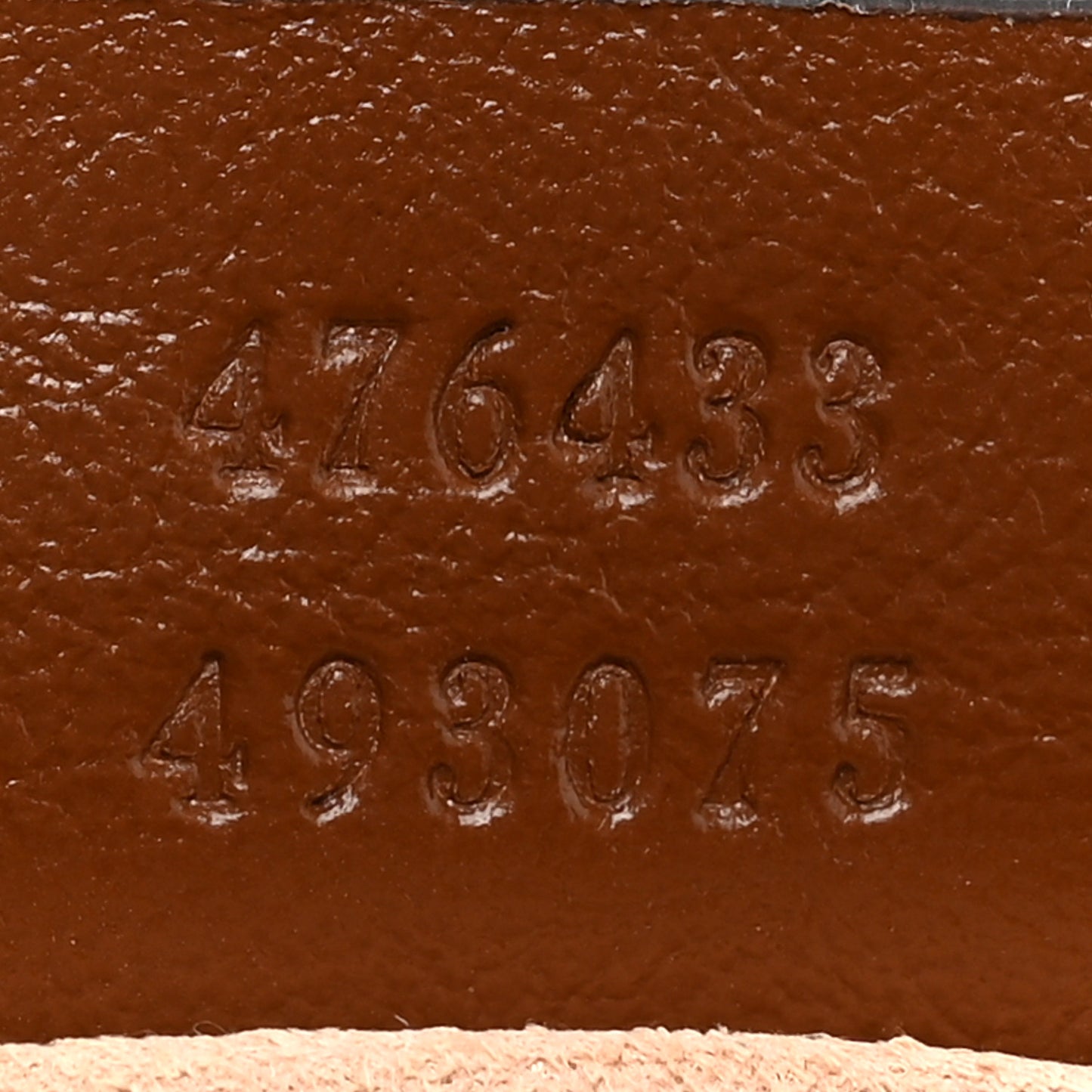 Azalea Calfskin Matelasse Diagonal Super Mini GG Marmont Shoulder Bag Cuir