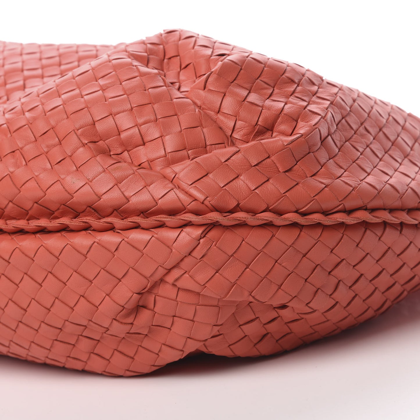 Nappa Intrecciato Large Belly Veneta Hobo Magma