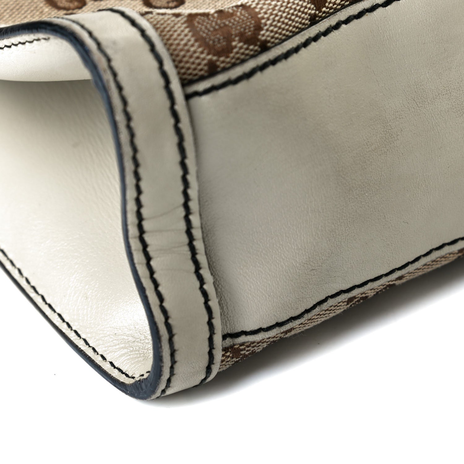 Gucci Monogram Margaux Calfskin Medium Emily Chain Shoulder Bag Beige Ebony Mystic White 6 of 9