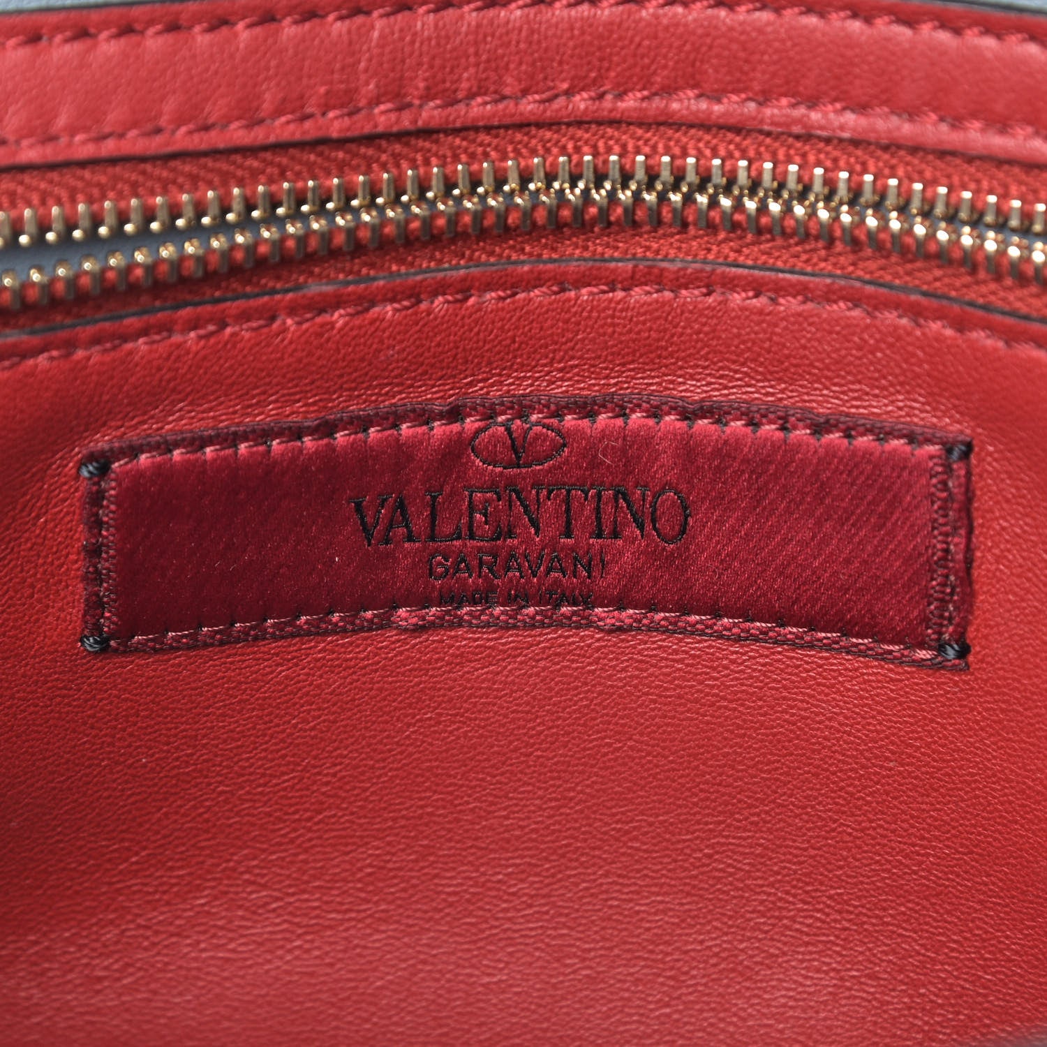 Valentino Garavani Nappa Rockstud Spike Wallet on Chain Nube 8 of 11