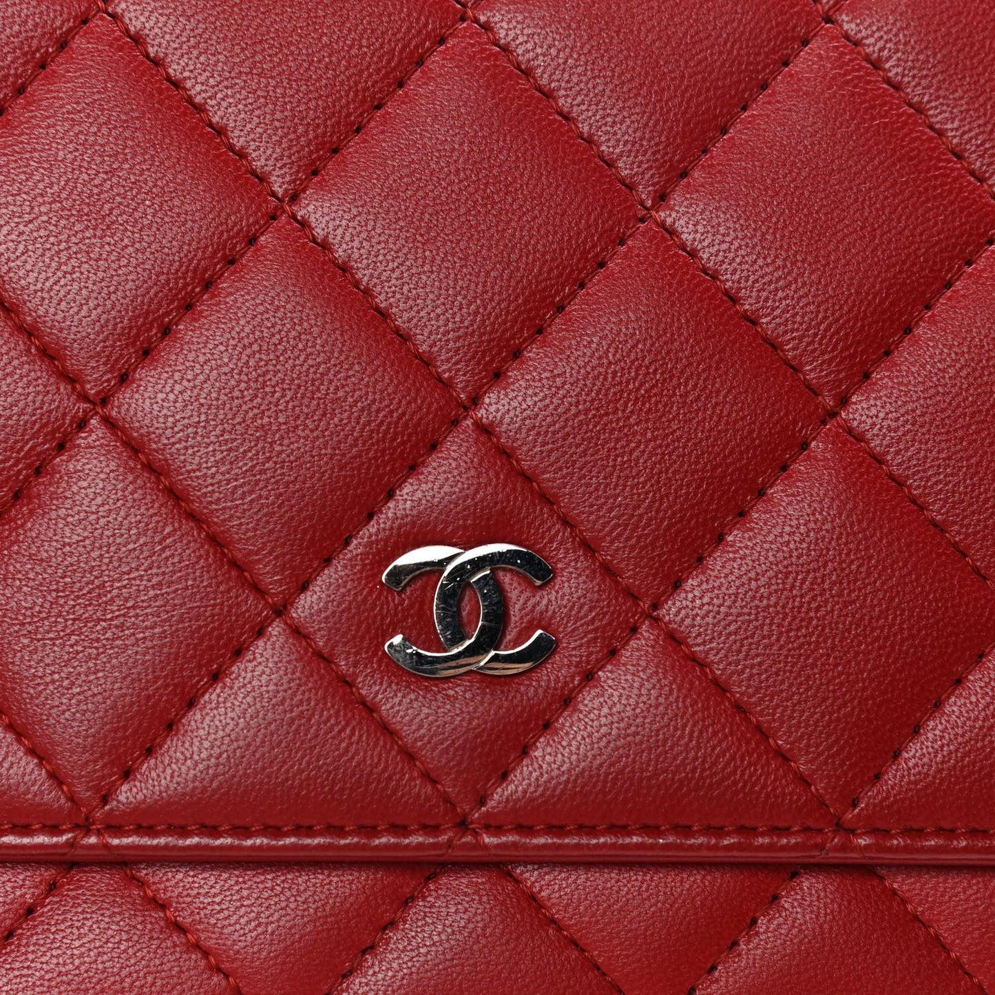 Lambskin Quilted Wallet on Chain WOC Red