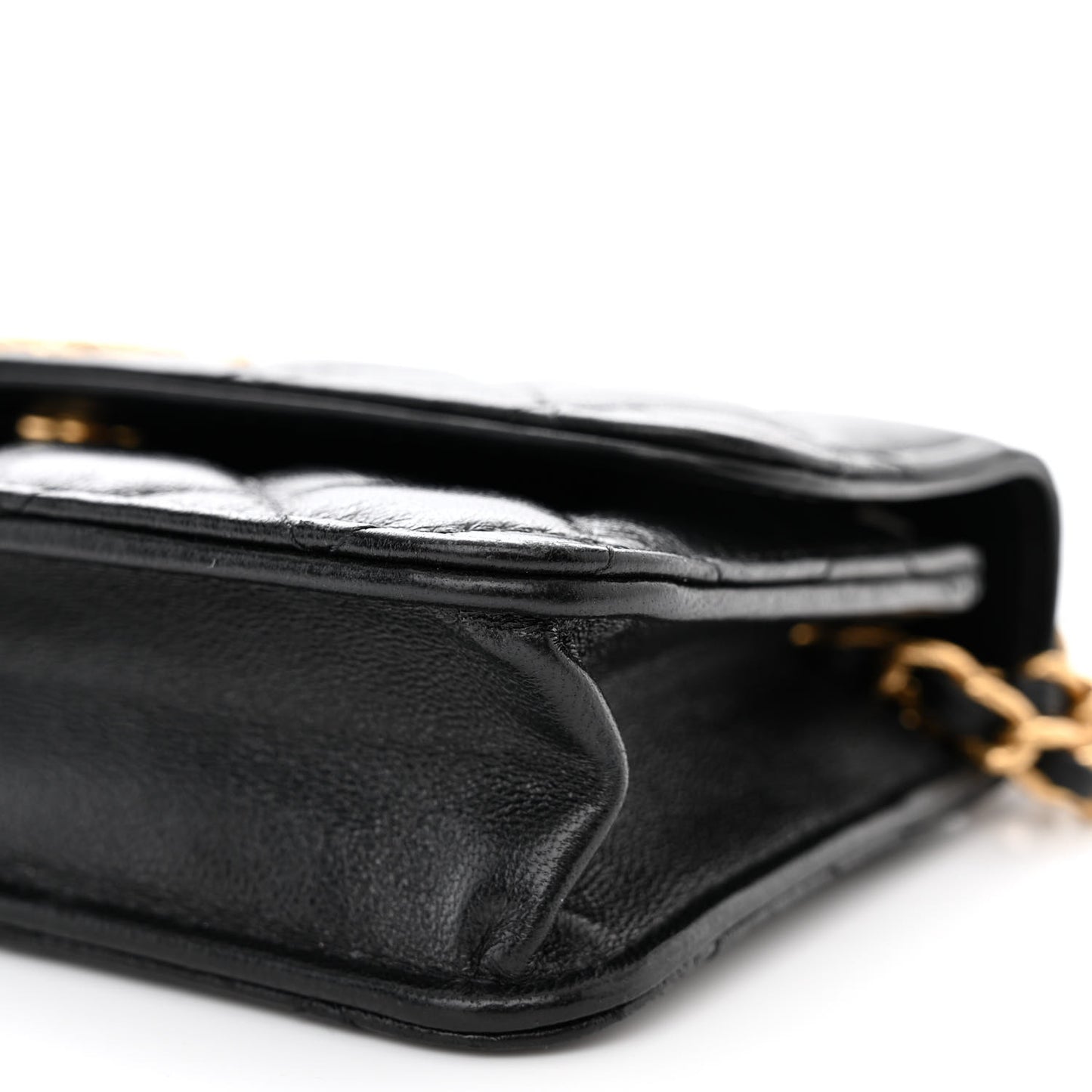 Lambskin Quilted Dynasty Flap Phone Holder With Chain Black