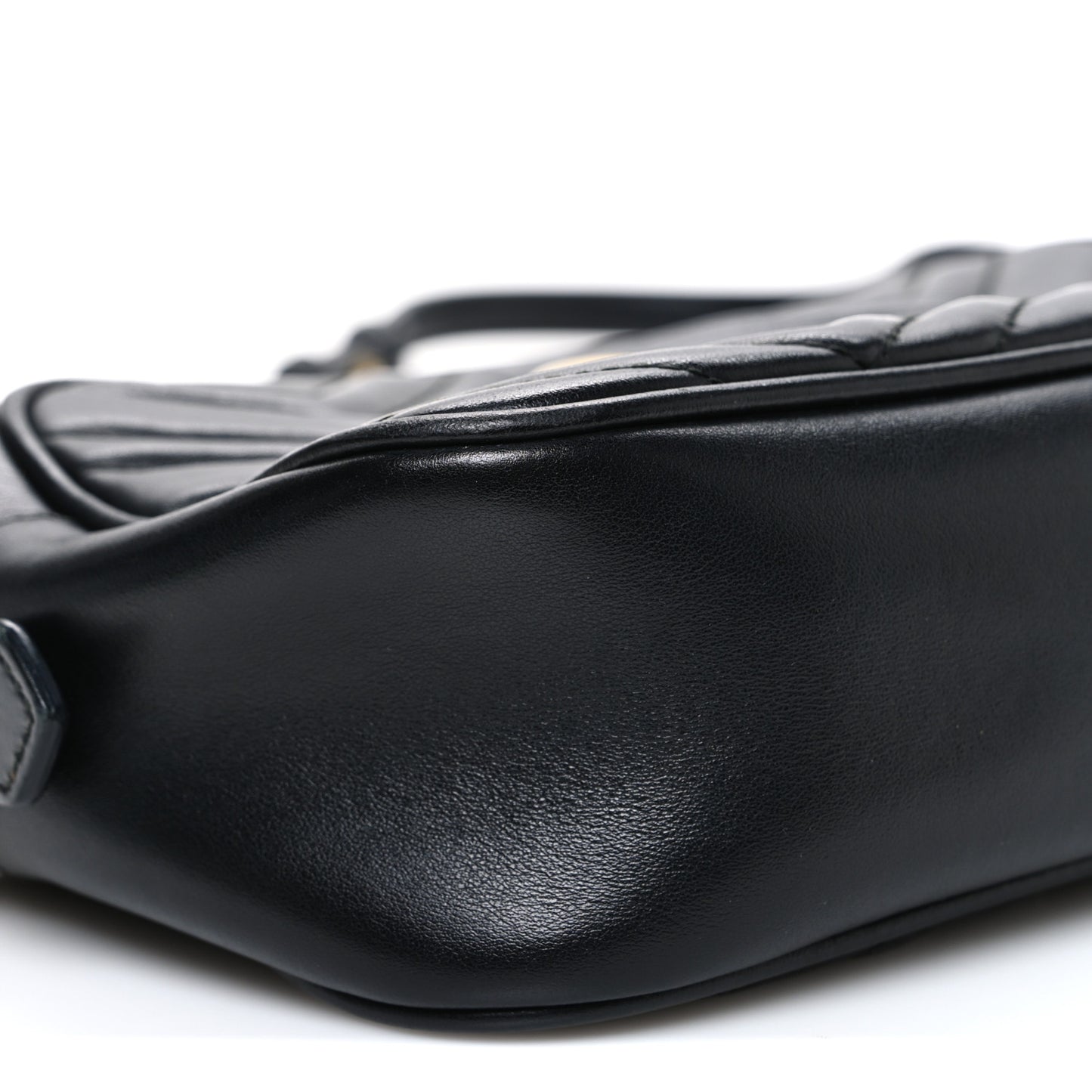 Calfskin Matelasse Small GG Marmont Chain Shoulder Bag Black