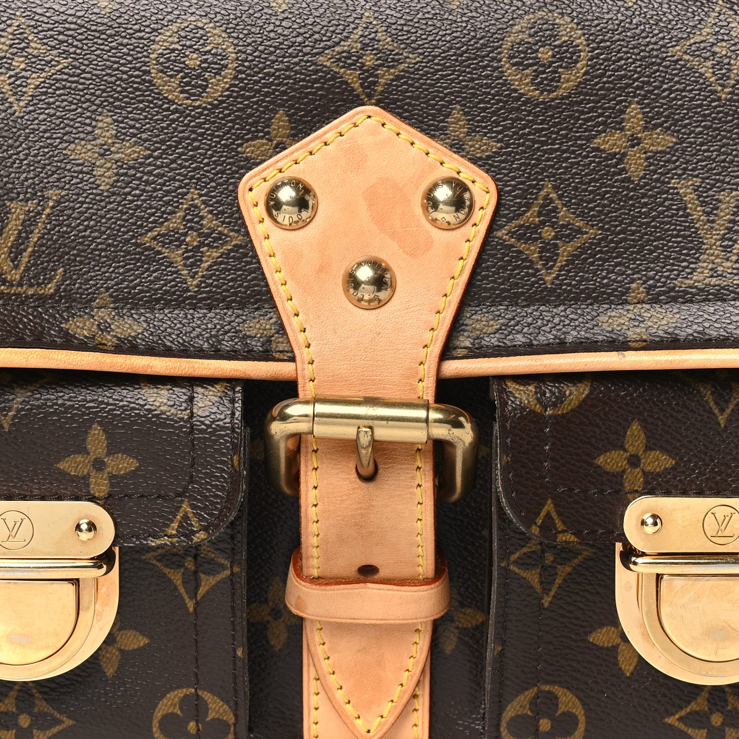 Louis Vuitton Monogram Hudson PM 7 of 13
