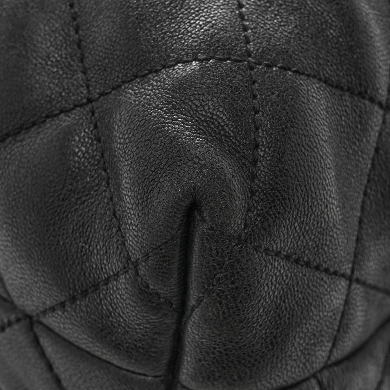 Saint Laurent Lambskin Quilted Maxi Icare Shopping Tote Black 11 of 14