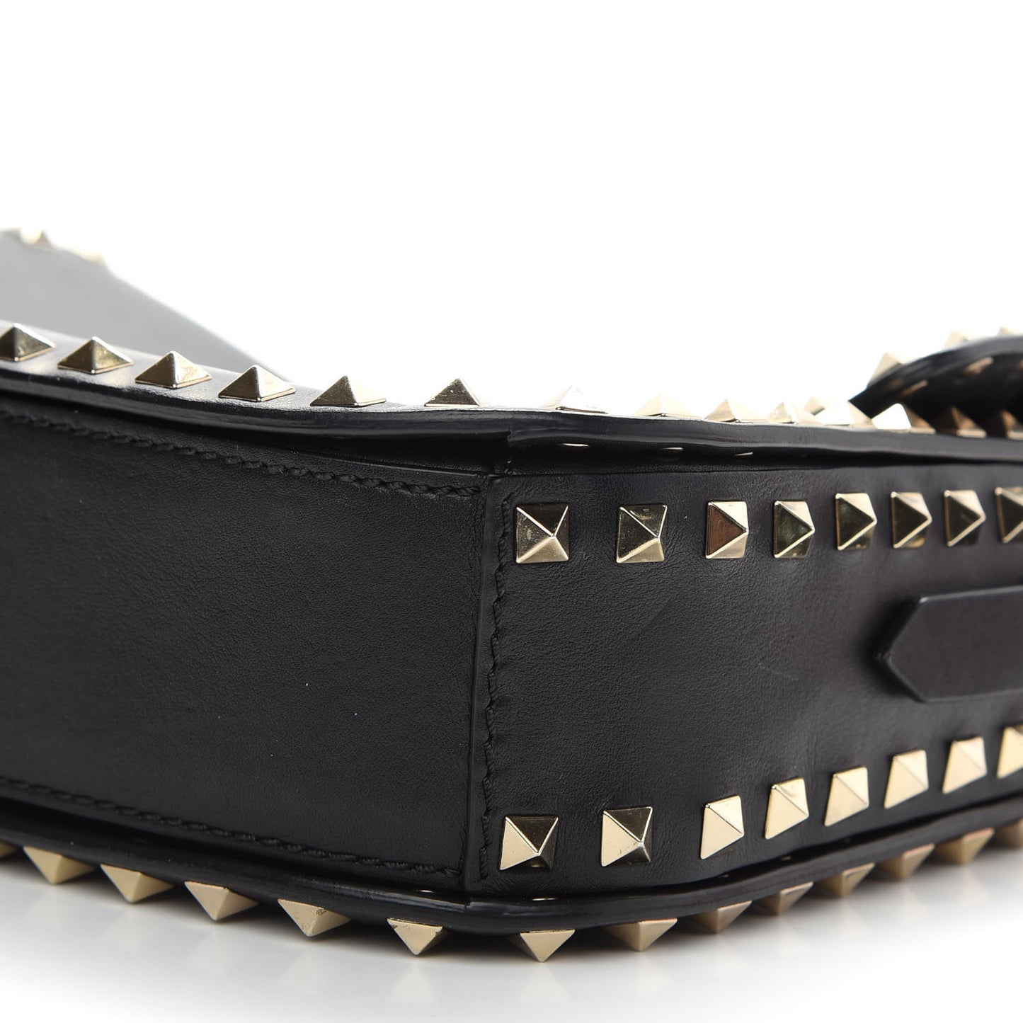 Vitello Medium Rockstud Flap Saddle Bag Black