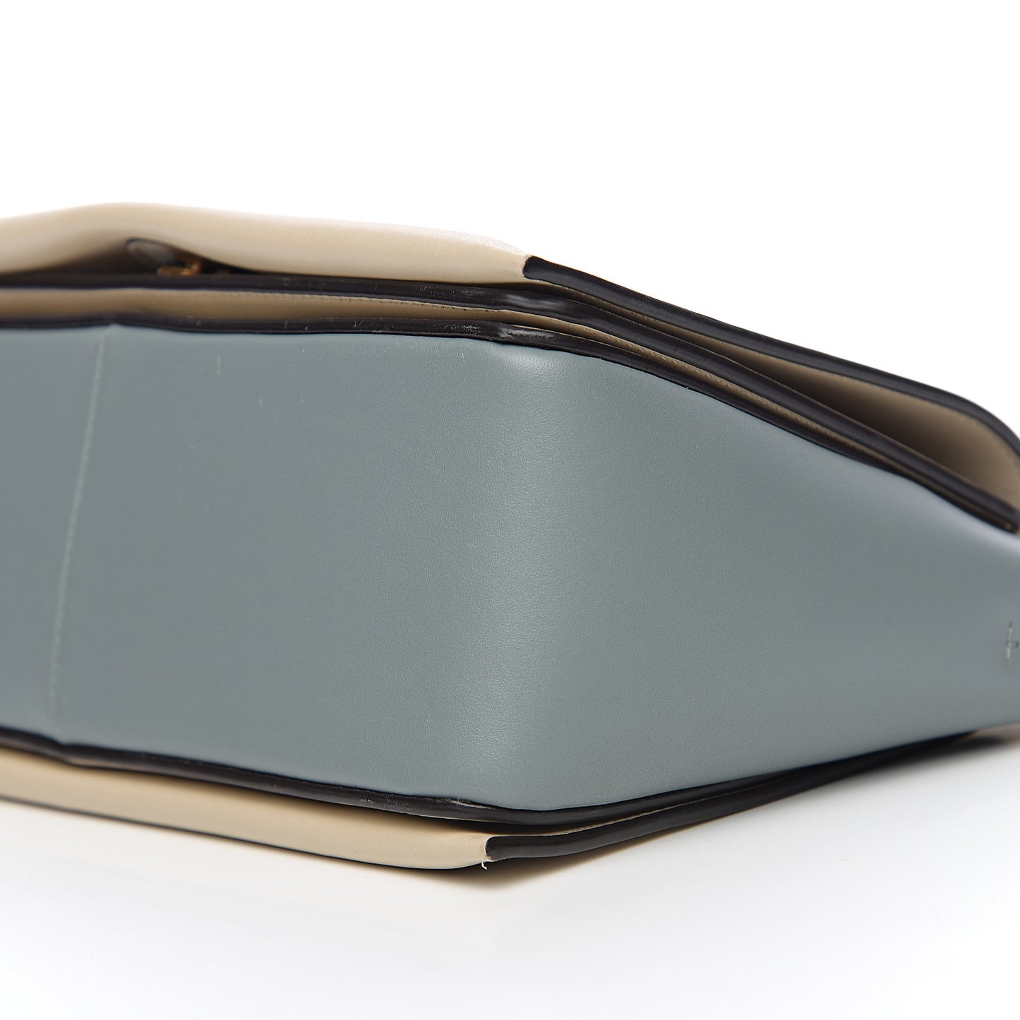 Shiny Smooth Calfskin Medium Frame Shoulder Bag Grege Storm