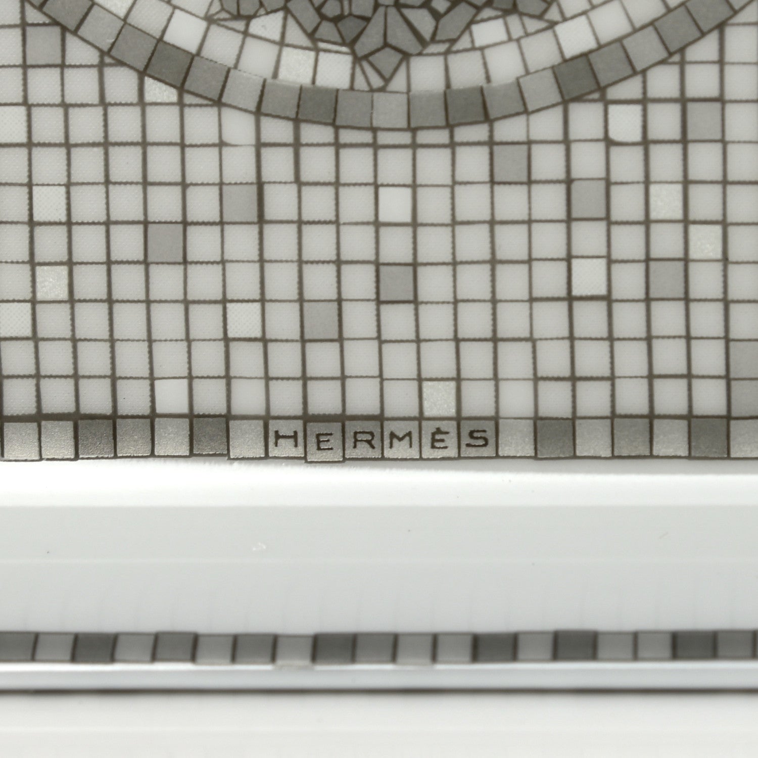 Hermes Porcelain Mosaique Au 24 Sushi Plate Platine 4 of 7