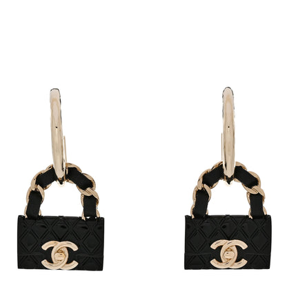 Chanel Metal Resin Lambskin Quilted CC Turnlock Chain Bag Hoop Black Gold 1 of 5