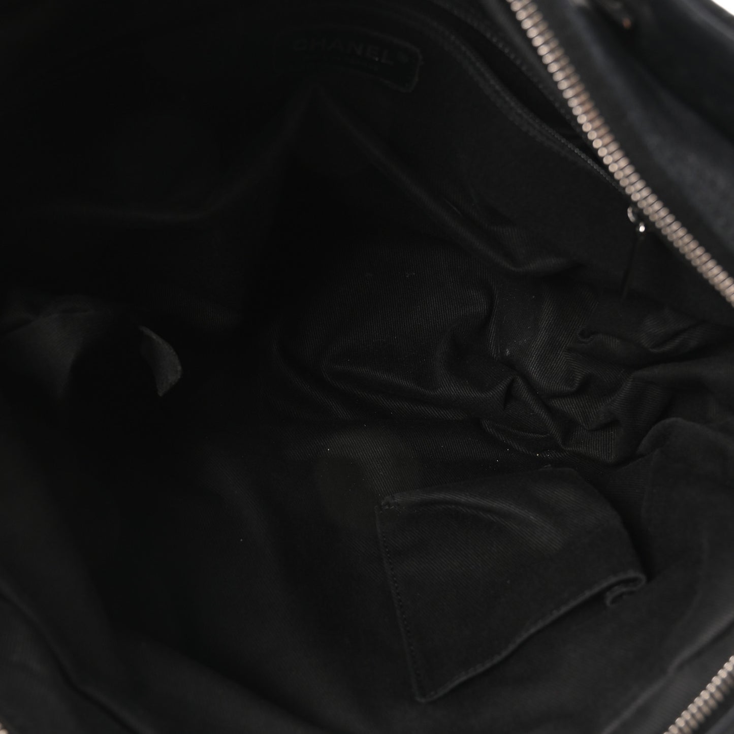 Calfskin Large Diamond Stitch Tote Black
