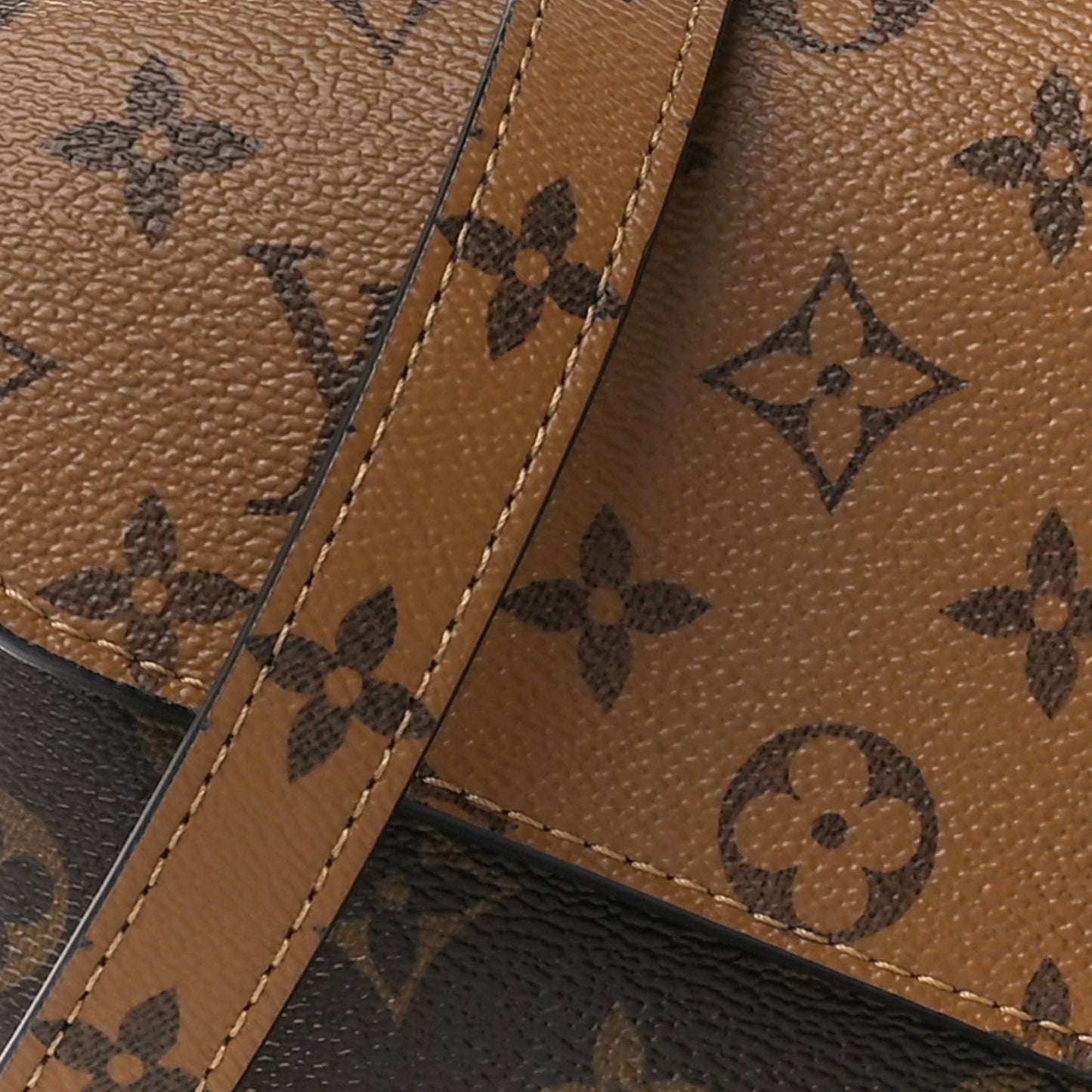 Reverse Monogram Pochette Metis