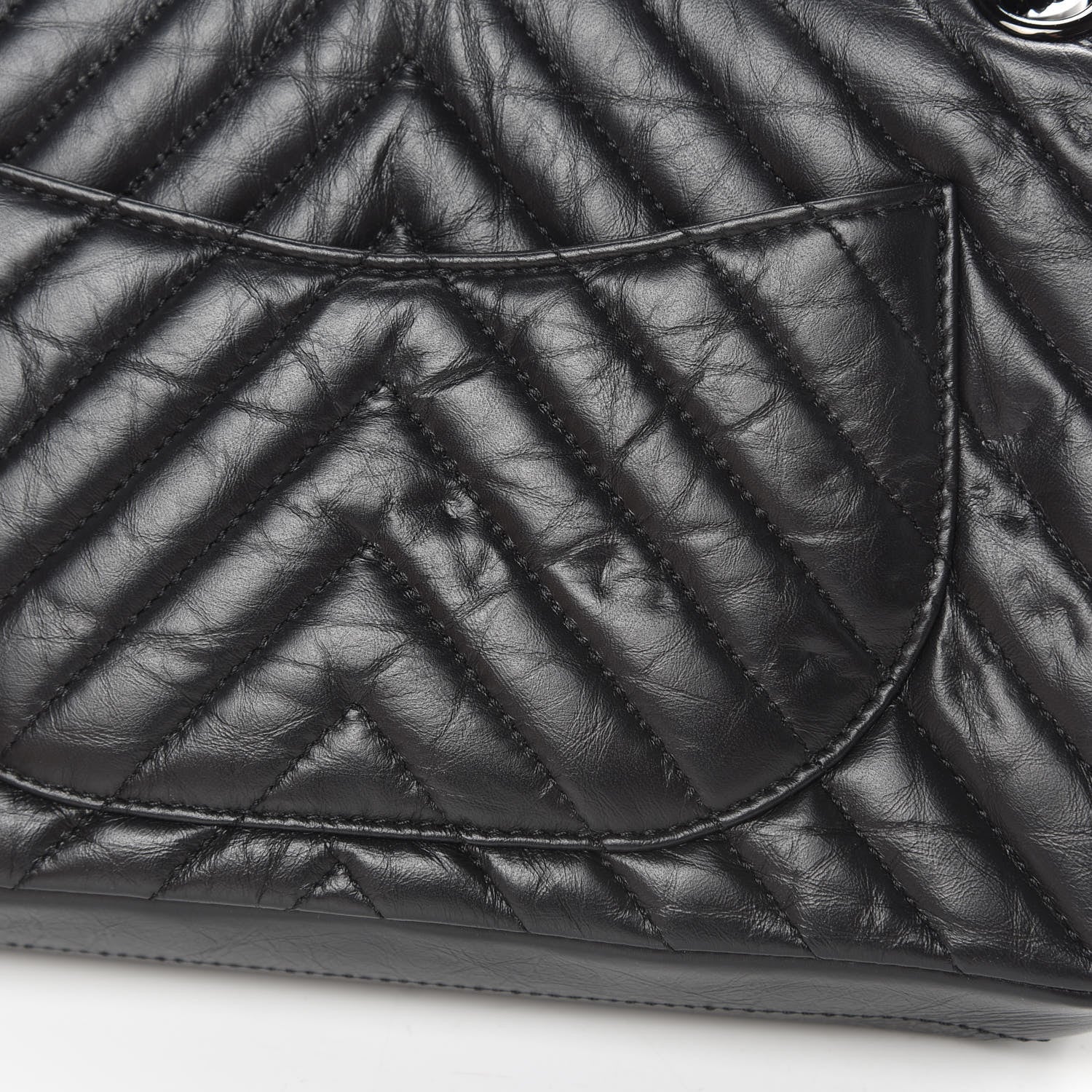 Chanel Aged Calfskin Chevron Quilted 2.55 Reissue 225 Flap So Black 16 of 17
