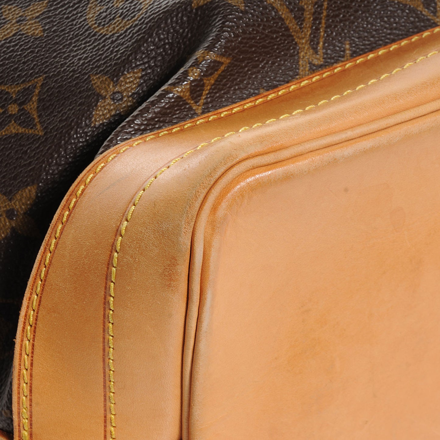 Monogram Noe