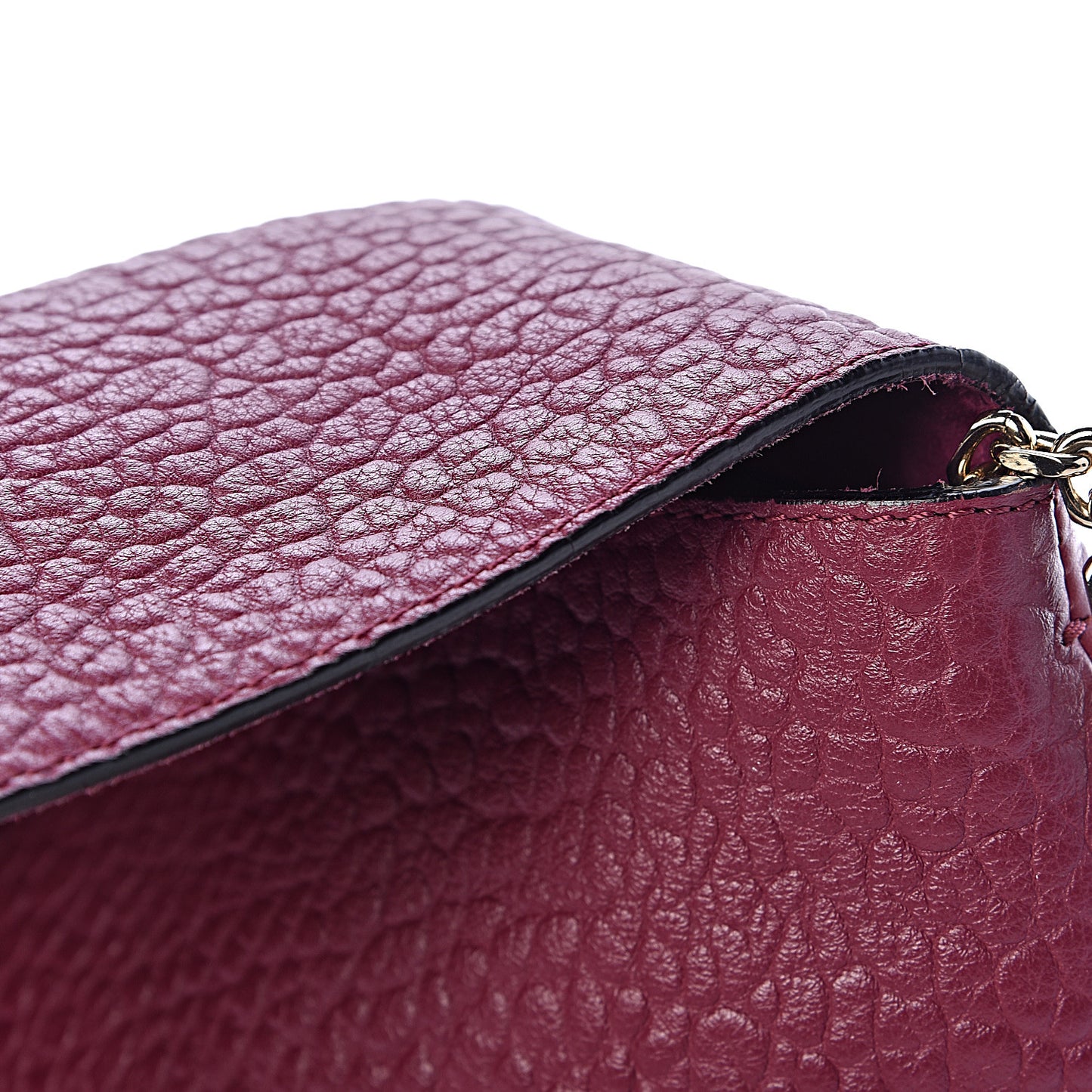 Signature Grain Medium Mildenhall Crossbody Bag Dark Plum