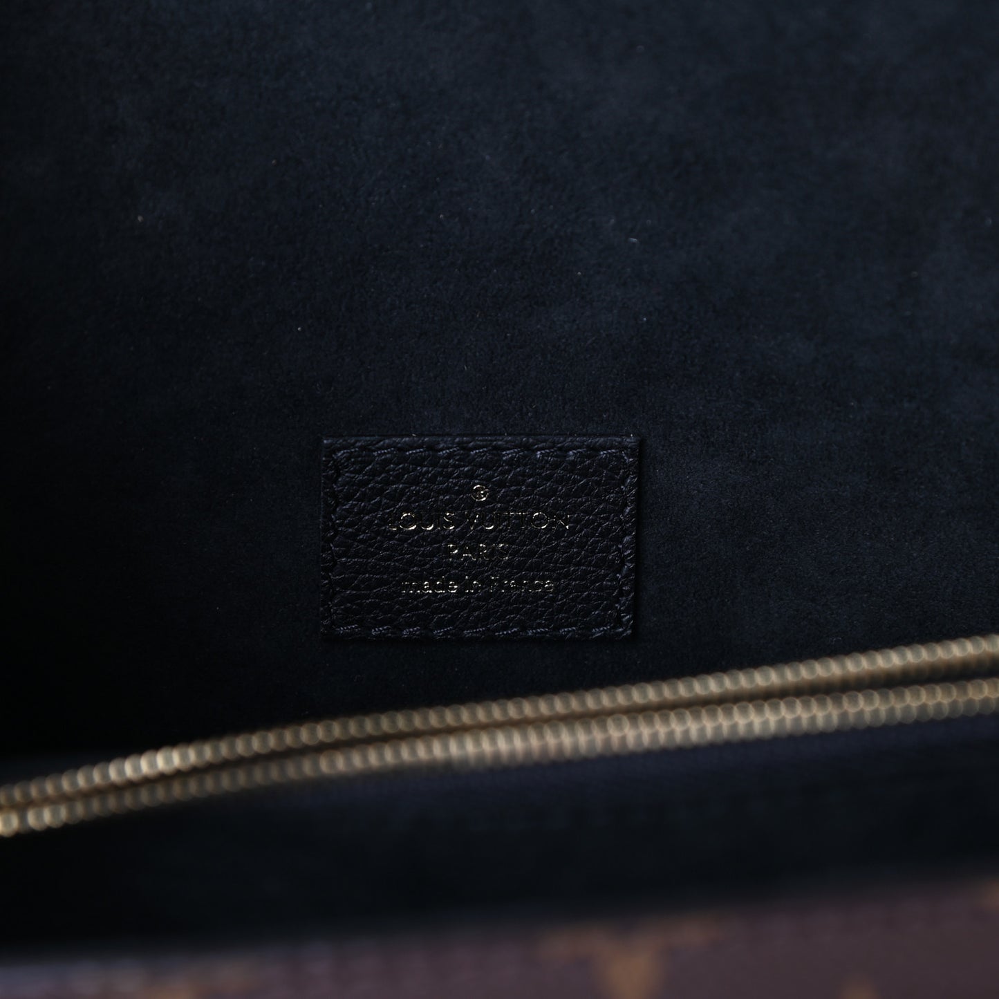 Monogram Victoire Black