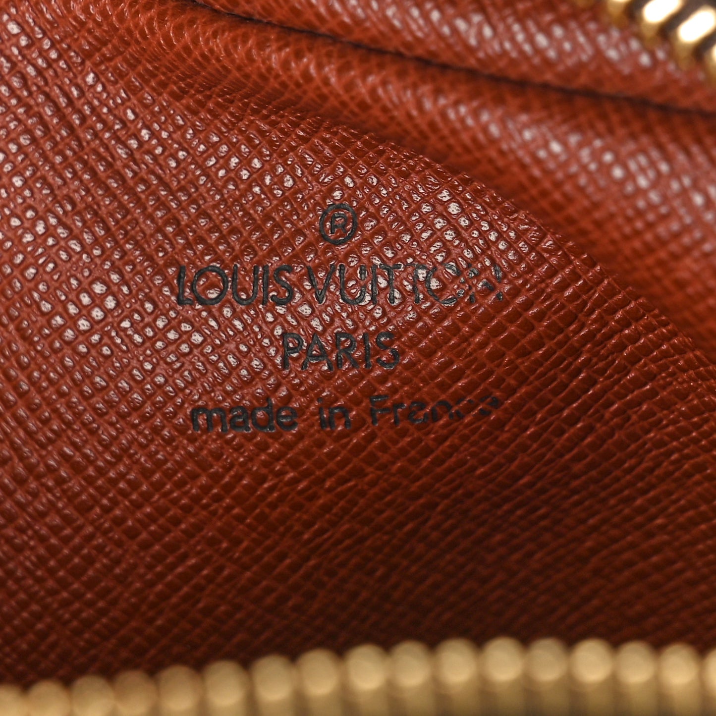 Monogram Amazone