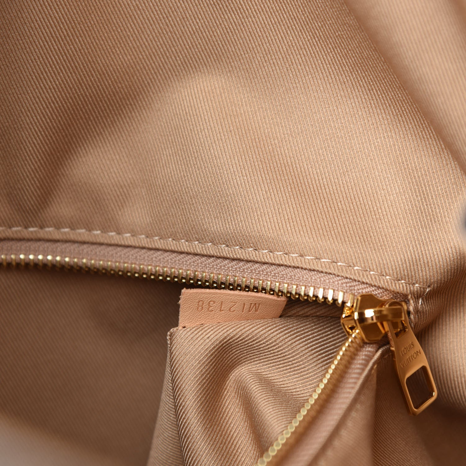 Louis Vuitton Monogram Graceful MM 9 of 10