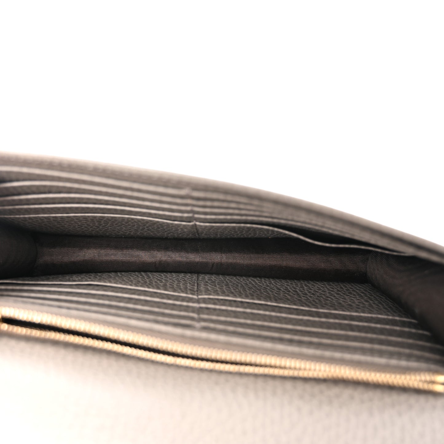 Dollar Calfskin Interlocking G Chain Wallet Loess