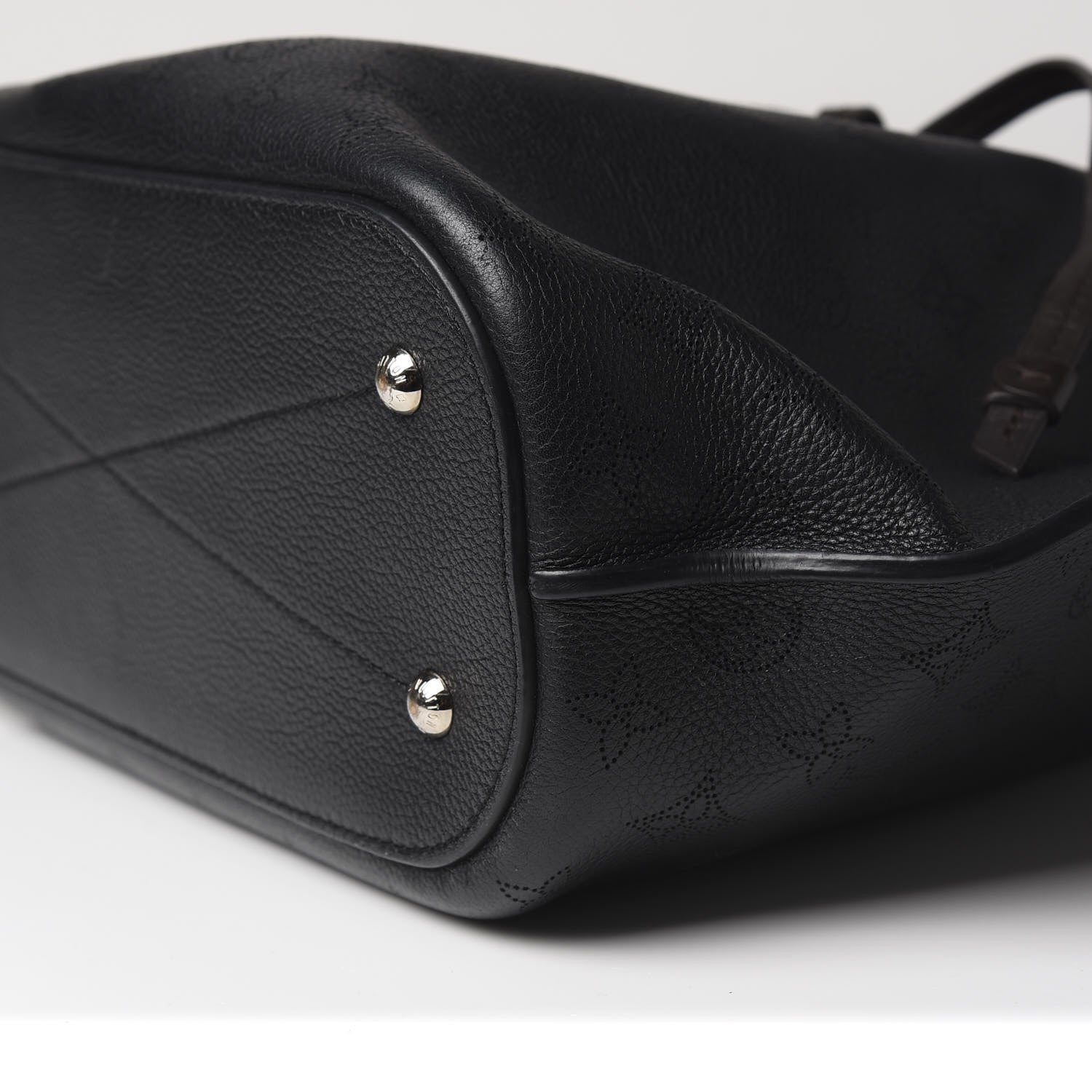 Louis Vuitton Mahina Girolata Black 6 of 9