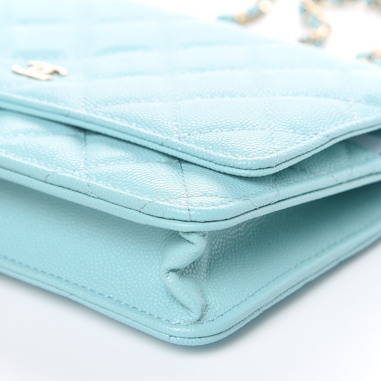 Caviar Quilted Wallet On Chain WOC Light Blue
