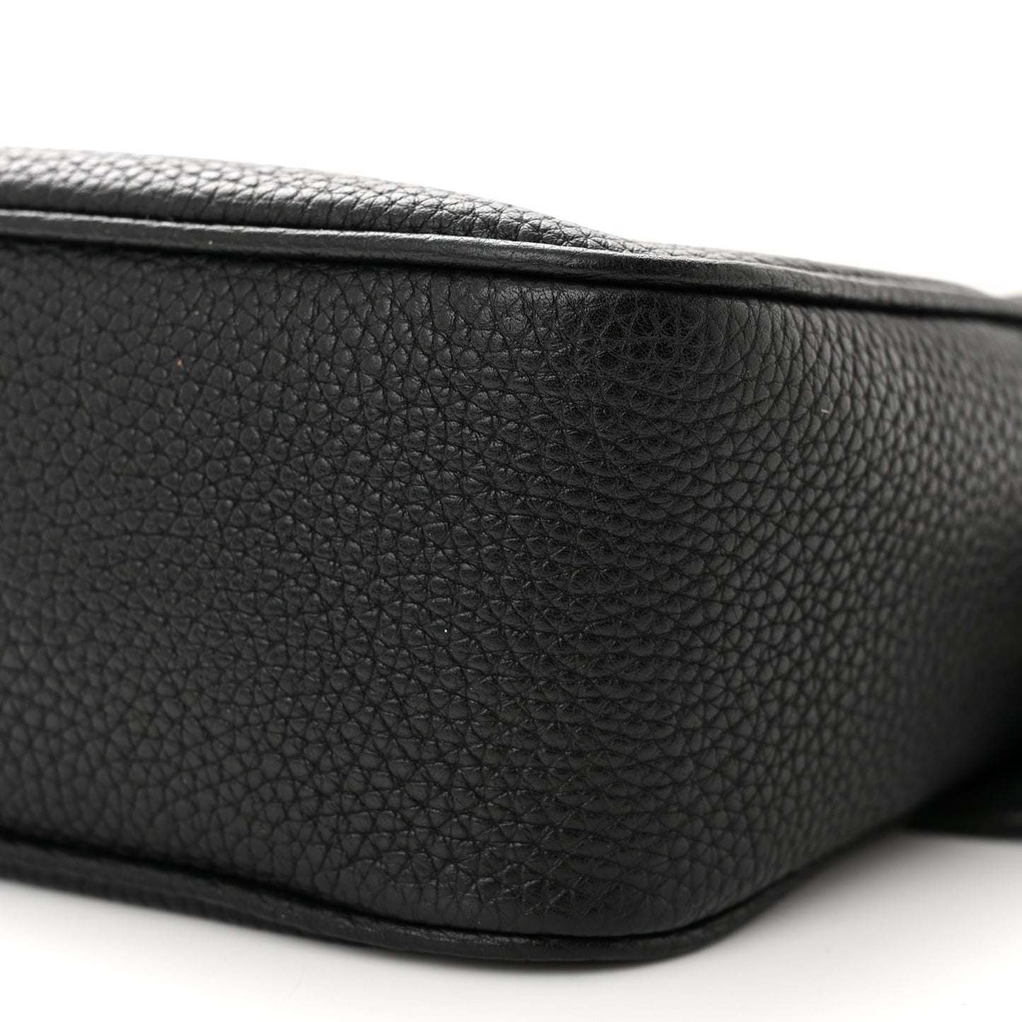 Pebbled Calfskin Small Soho Disco Bag Black
